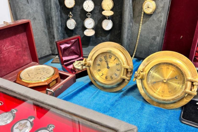 Sultan 2. Abdülhamid’in namaz vakitlerini gösteren saati! İşte fiyatı