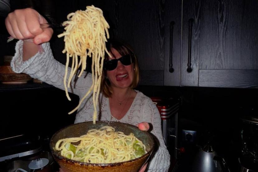 Taze anne Gizem Karaca, bebeğiyle yeni fotoğraf yayınladı