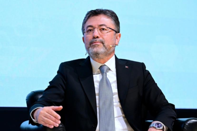 Yangınlarla Mücadele Devam Ediyor: 4 Bölgedeki Yangınlar Kontrol Altına Alındı