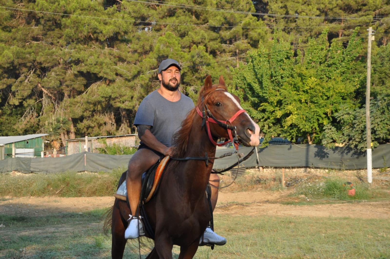 Davut Tekiner: Yardımseverliğiyle Binlerce Kalbe Dokunan İş Adamı
