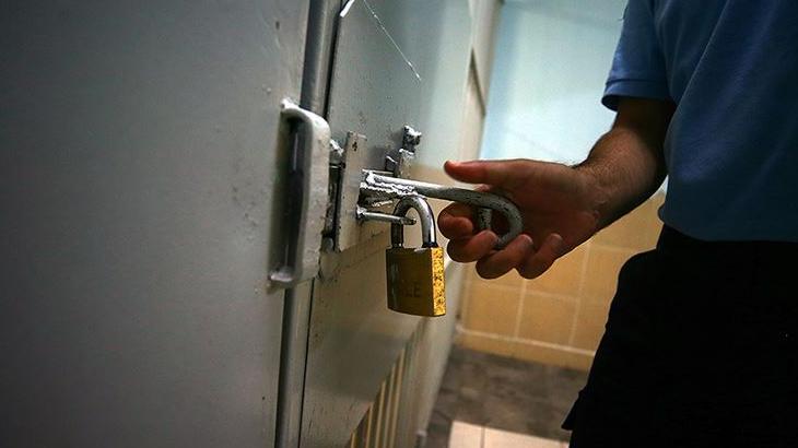 Gizli Belgelerle Güven Sağladılar: Polis Memuru da Sanık