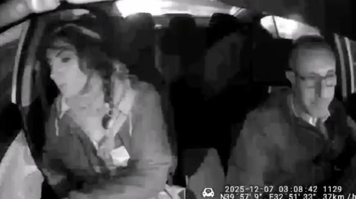 Taksiye Müşteri Gibi Bindi, 15 Bin Lirayı Çalıp Kaçtı