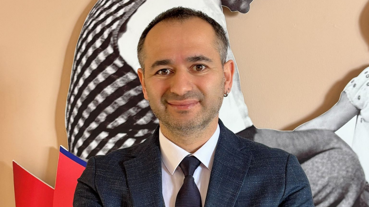 “BİZ OKUL AÇMADIK, BİR EĞİTİM MODELİ İNŞA ETTİK”