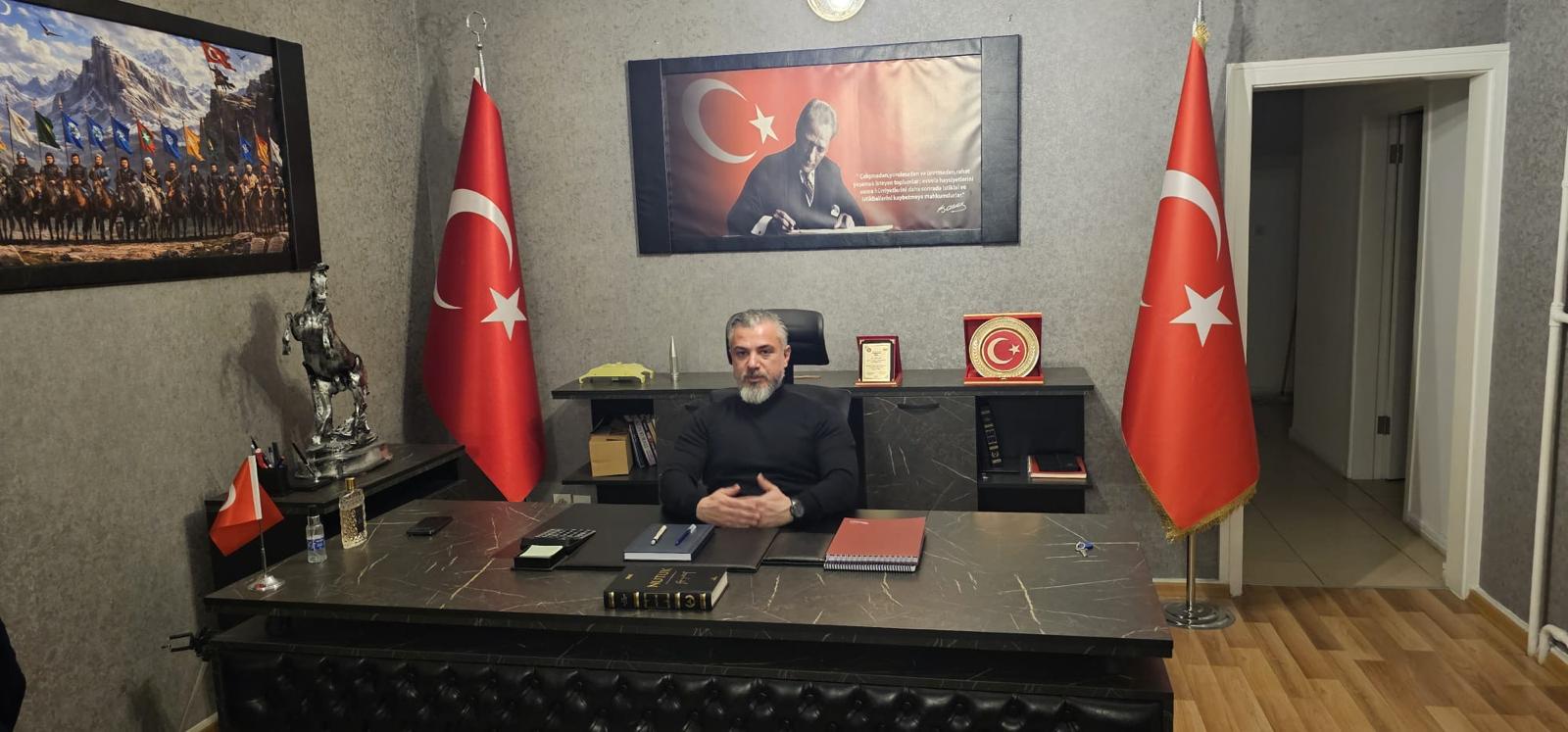 BAŞKAN CUMALİ ASLANKESER: “MİLLİ BİLİNÇ VE VATAN SEVGİSİYLE YÜRÜYECEĞİZ”