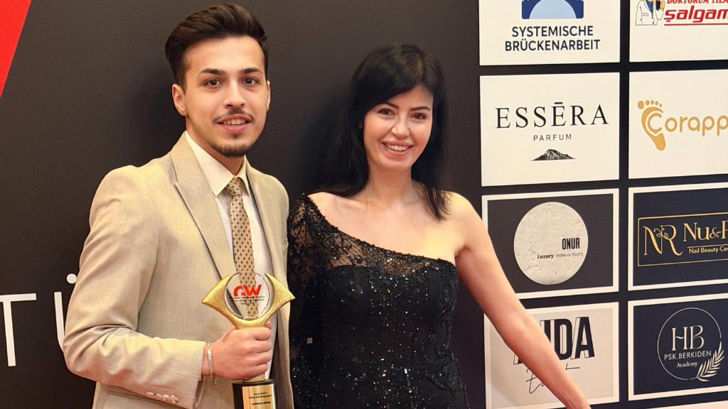 SPOR FİZYOTERAPİSİNDE ZİRVE İSİM: GÖRKEM ERTAŞ’A PRESTİJLİ ÖDÜL