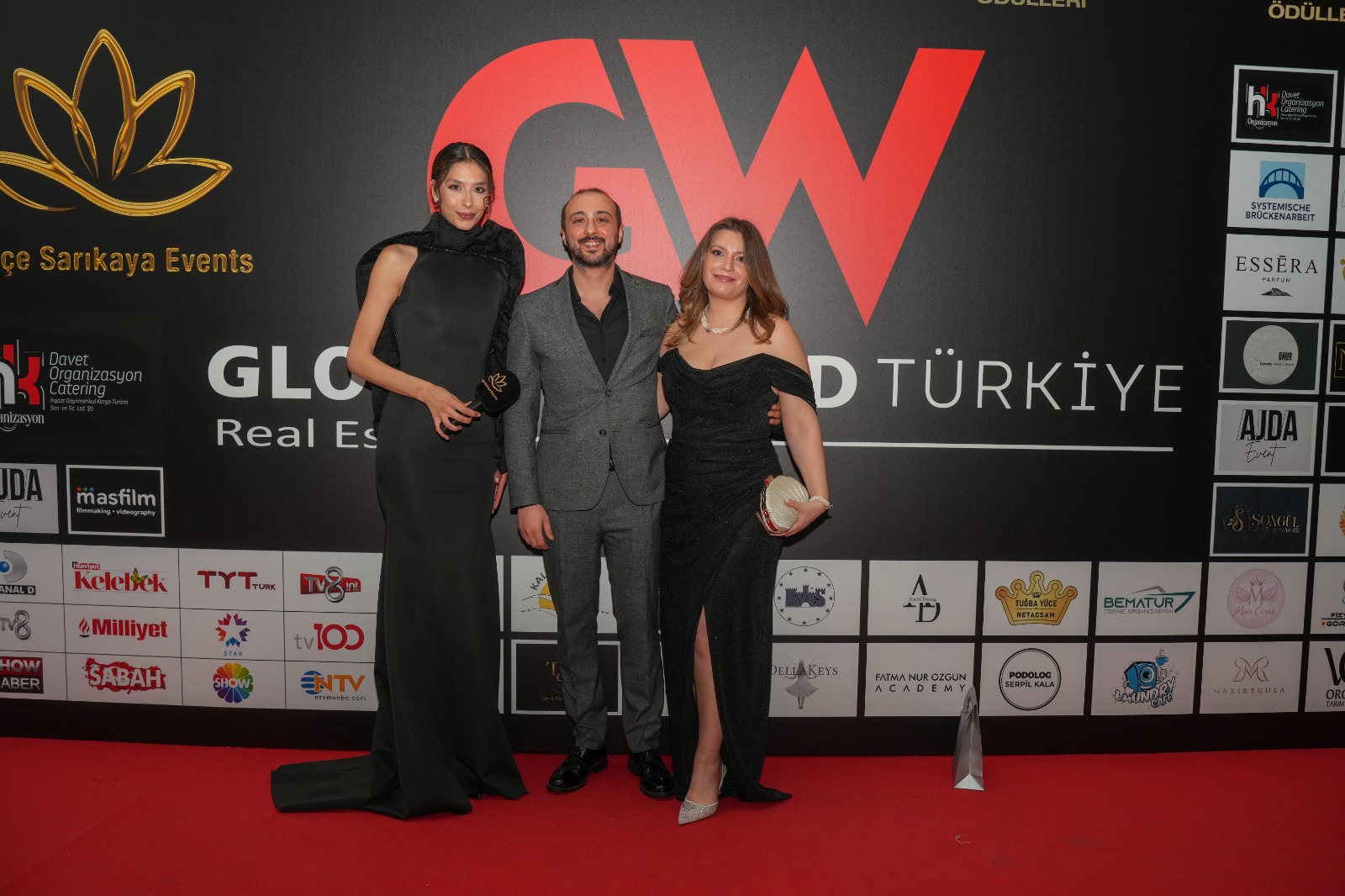 ESSĒRA PARFÜM GLOBAL WORLD TÜRKİYE ÖDÜLLERİNDE YILIN EN BAŞARILI ÇIKIŞ YAPAN MARKASI SEÇİLDİ