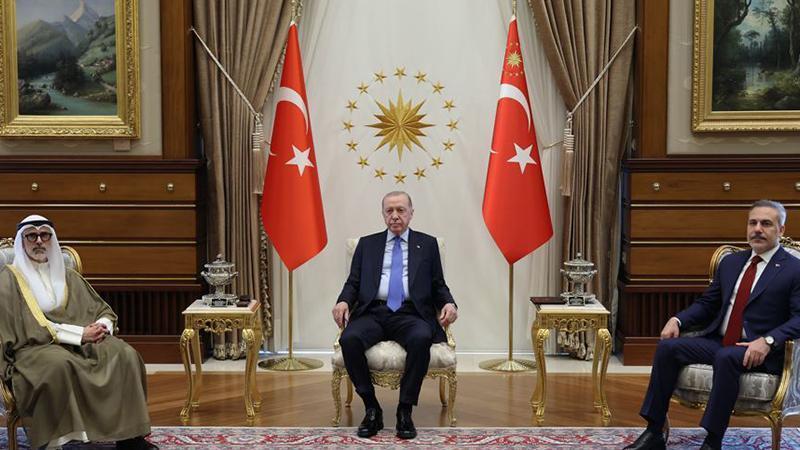 CUMHURBAŞKANI ERDOĞAN, KUVEYT DIŞİŞLERİ BAKANI AL-SABAH’I KABUL ETTİ