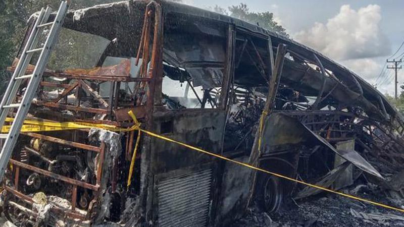 Endonezya’da Feci Kaza: Otobüs ve Tanker Çarpıştı, 16 Ölü