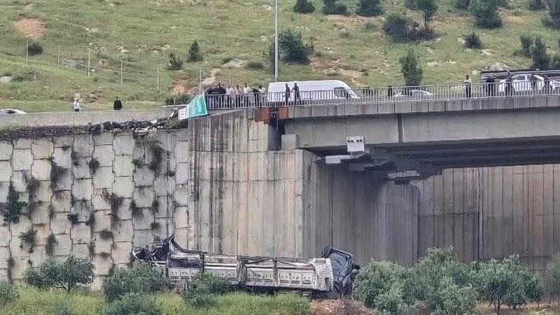 Tarsus-Adana-Gaziantep Otoyolu’nda feci kaza: 2 kişi hayatını kaybetti
