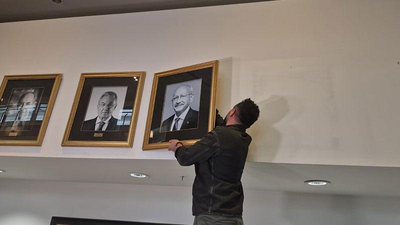 CHP Genel Merkezinde Dikkat Çeken Değişiklik! Kılıçdaroğlu’nun Fotoğrafı Yeniden Asıldı