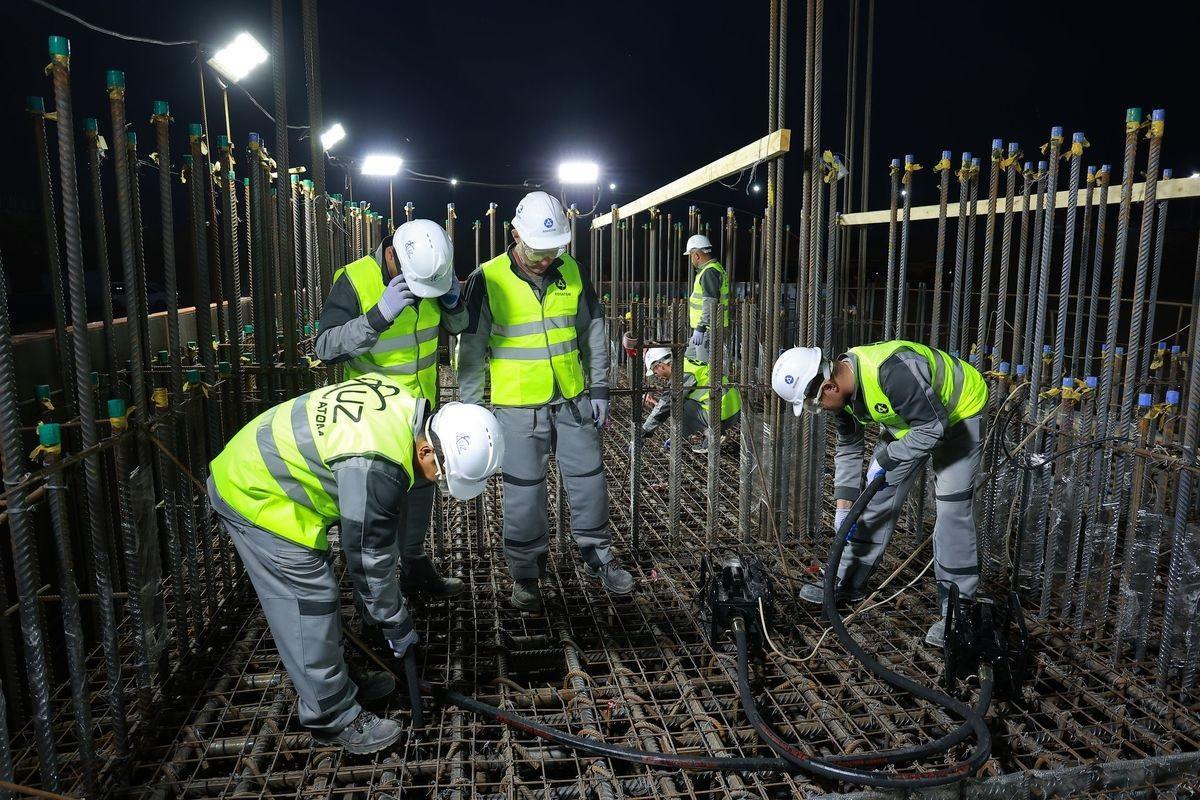Özbekistan’da Nükleer Proje İçin İlk Adım Atıldı: Temele İlk Beton Döküldü
