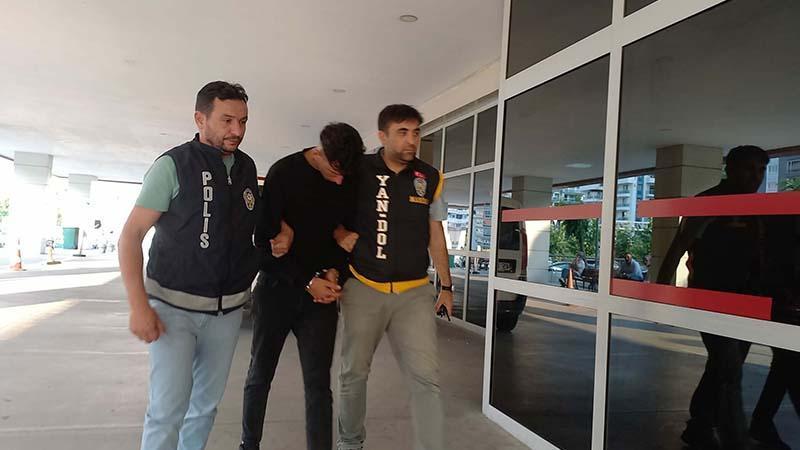 Polis Kılığındaki Dolandırıcı İstanbul’da Yakalandı