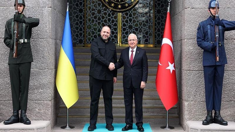 Bakan Güler, Ukraynalı Mevkidaşı Umerov’u Ağırladı: Bölgesel Güvenlik Masada