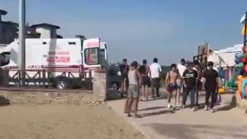 Darıca Halk Plajında Facia: Denizde Çırpınan Kardeşlerden Biri Hayatını Kaybetti