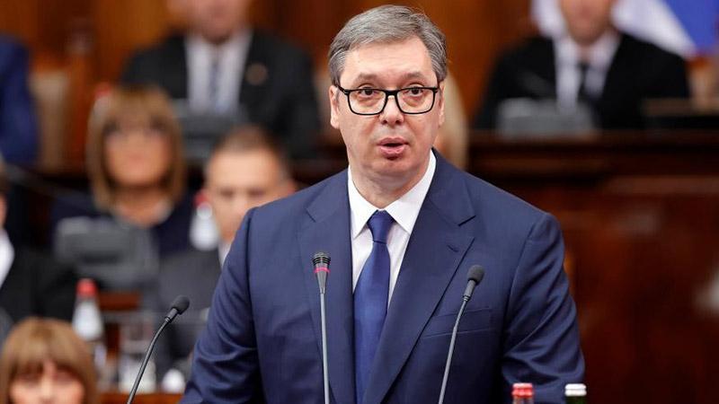 Vučić’ten Belgrad Mitinginde Sürpriz Açıklama: “İstifa Ediyorum”