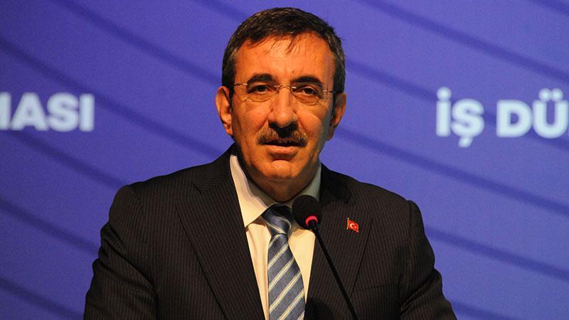 Cumhurbaşkanı Yardımcısı Yılmaz İran’da: Taziye ve Diplomasi Mesaisi