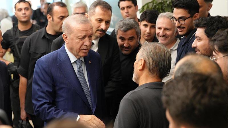 Erdoğan, İstanbul teşkilatıyla buluştu