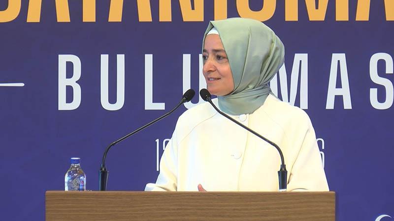 Şehit aileleri ve gaziler AK Parti Genel Merkezi’ndeki buluşmada bir araya geldi
