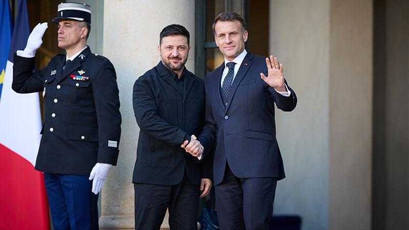 Macron ve Zelenskiy’den Rusya saldırısı sonrası kritik görüşme