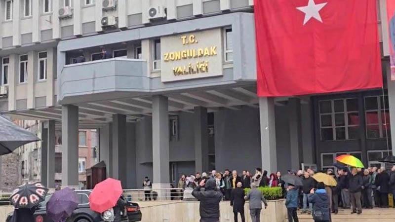 Zonguldak’ta mevsimlik işçilerle köylüler arasında gerginlik! Jandarma müdahale etti