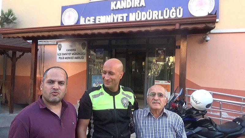 Kalp krizi geçiren vatandaşa zamanında müdahale: Polis memuruna teşekkür ziyareti