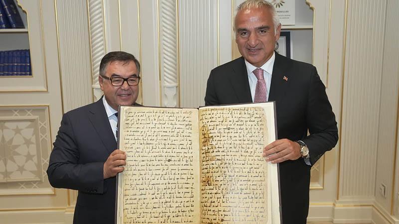 Bakan Ersoy’dan Özbekistan’da kültür ve sanat iş birliği mesajı