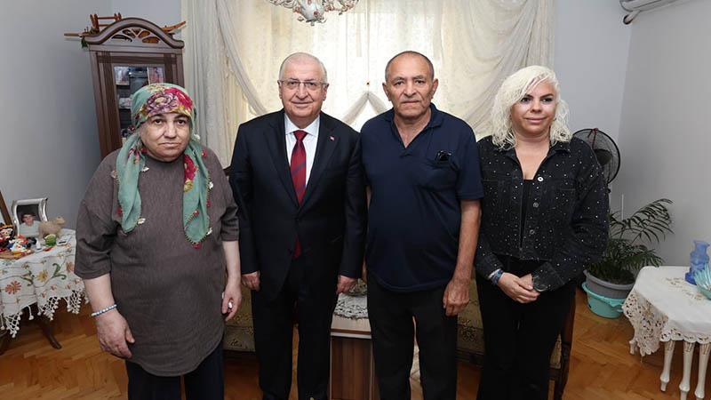 Yaşar Güler’den şehit Er Alaattin Buluç’un ailesine ziyaret