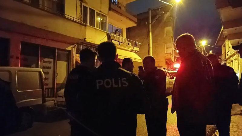 Bursa’da annesini bıçakla rehin alan şüpheli gözaltına alındı